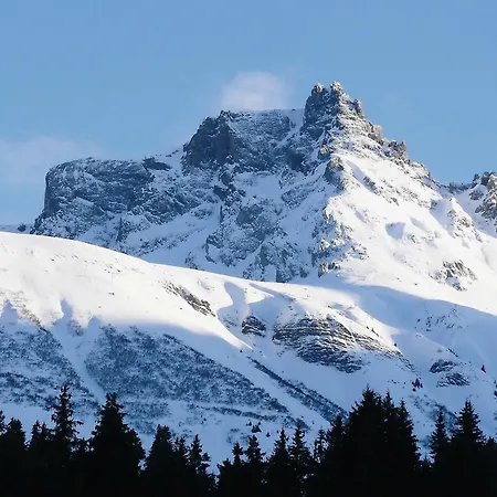 La Belle, Skis Aux Pieds! דירה ואלמורל