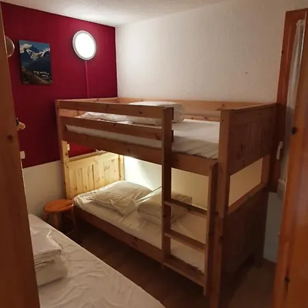 Apartment La Belle, Skis Aux Pieds! *
