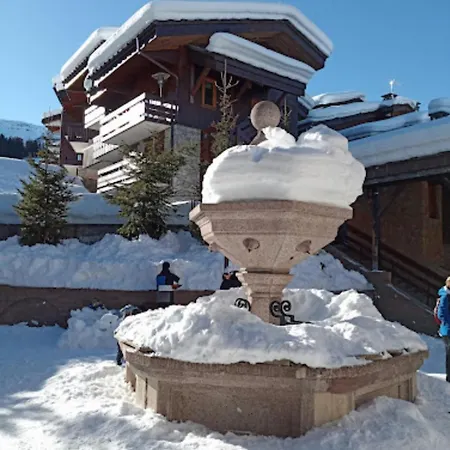 Apartment La Belle, Skis Aux Pieds! *