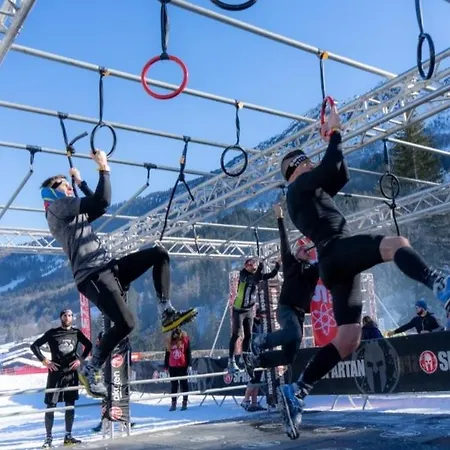 La Belle, Skis Aux Pieds!