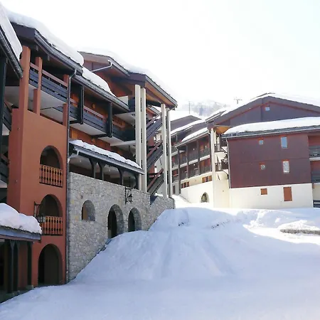 La Belle, Skis Aux Pieds! Apartment *